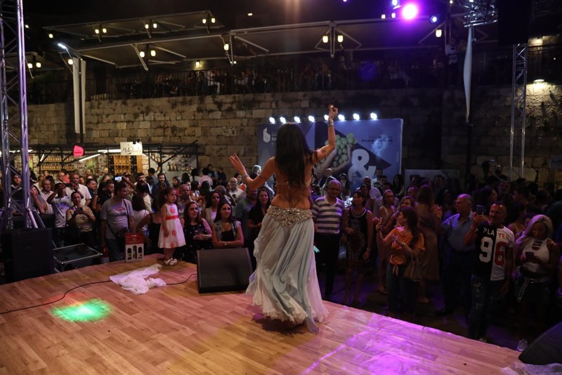 Byblos en Blanc et Rose